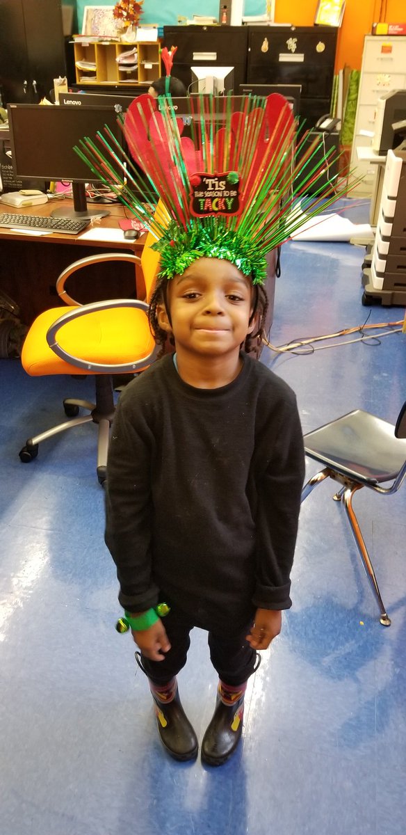 We work behind the scenes to bring cheers to all. You are never to young or old to give. Team 394.  <a href="/CSD17NYC/">District 17</a>  <a href="/CSD17FamilyRC/">csd17familyresourcecenter</a>  <a href="/SheneanL/">Shenean Lindsay</a> <a href="/SojournerDavid/">DrSojournerDavid</a>  <a href="/Philton73287848/">Philton</a> @ScooterTompkins <a href="/Drabee17/">Andre Barrett</a> #SantasHelper