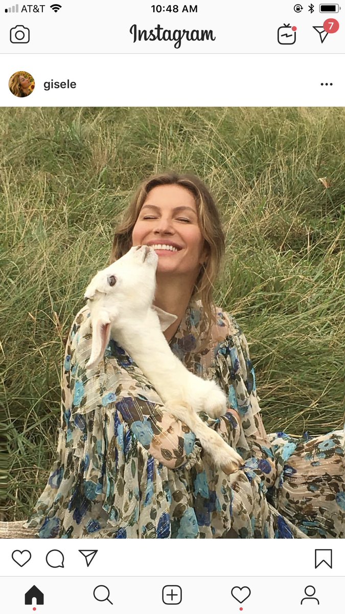 FeitsBarstool's tweet photo. Gisele just posted an adorable pic of her and Tom https://t.co/OEyRU2ytJU