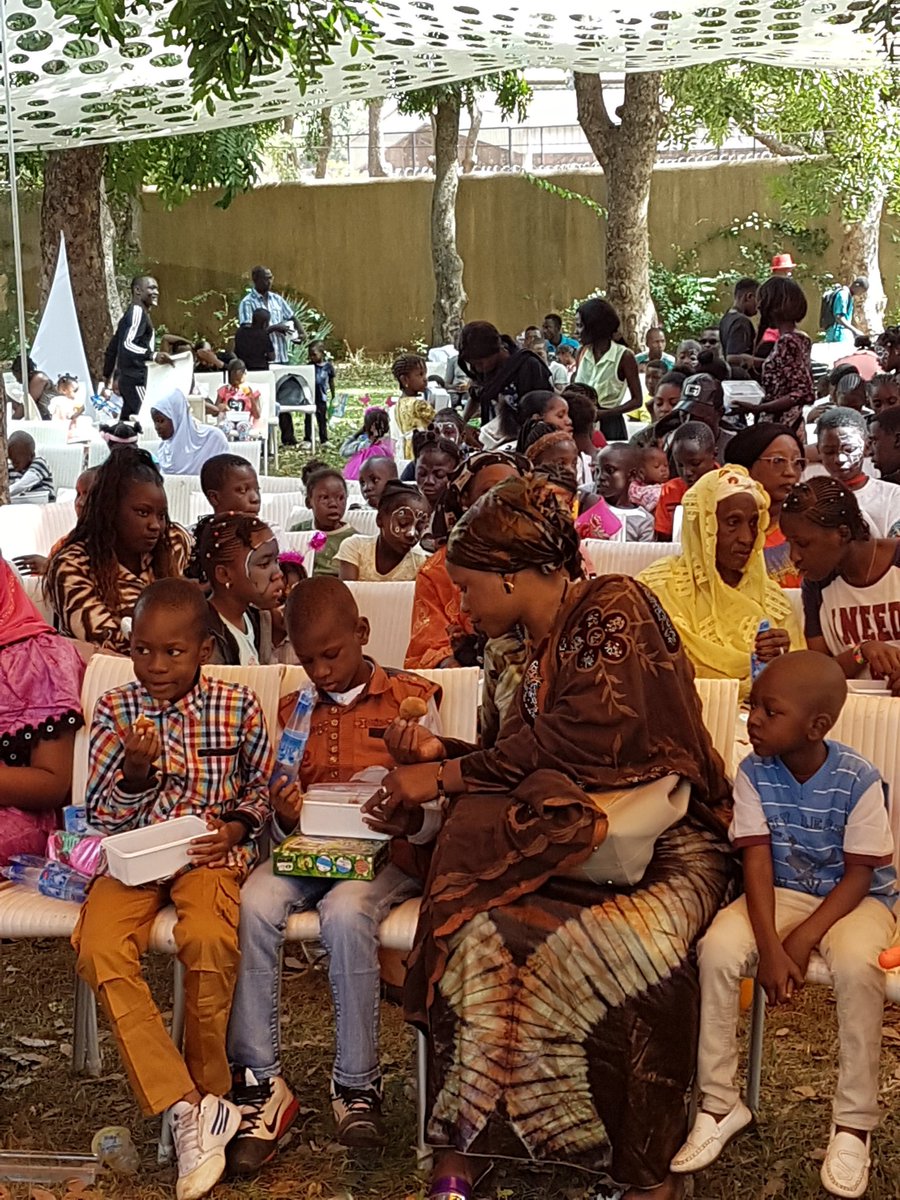 Orange_Mali's tweet photo. #Fun: La fête des enfants d'@Orange_Mali réunit enfants et parents afin de partager des moments conviviaux. Preuve que la conciliation vie privée, vie professionnelle est une réalité à @Orange_Mali. https://t.co/opBnSY9xiy