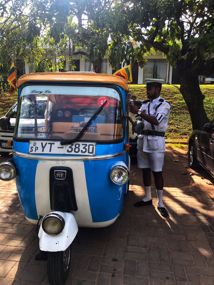 JenPetrie1's tweet photo. Fun afternoon sightseeing Colombo via a Tuk Tuk Safari https://t.co/QIIiPT4tuF