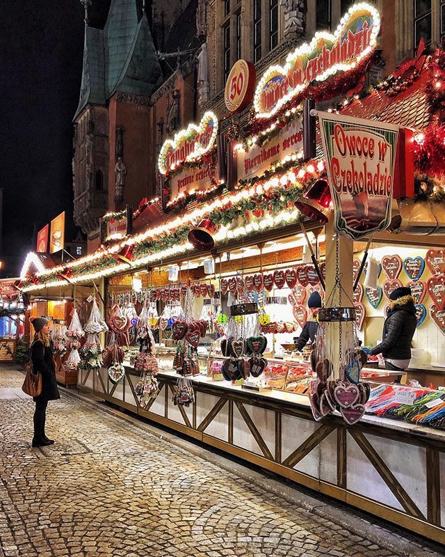 marcin_walencik's tweet photo. Dziewczyna i pierniki/A girl and gingerbread
#wrocław #wroclaw #polska #poland #why_i_explore #moodygrams #neverstopexploring#createexplore #shotoniphone #living_europe #beautifuldestinations#ig_europe #shotoniphone #igmasters#passionpassport #hsdailyfe… https://t.co/83SJBAYEqp https://t.co/bo8PubZKPT