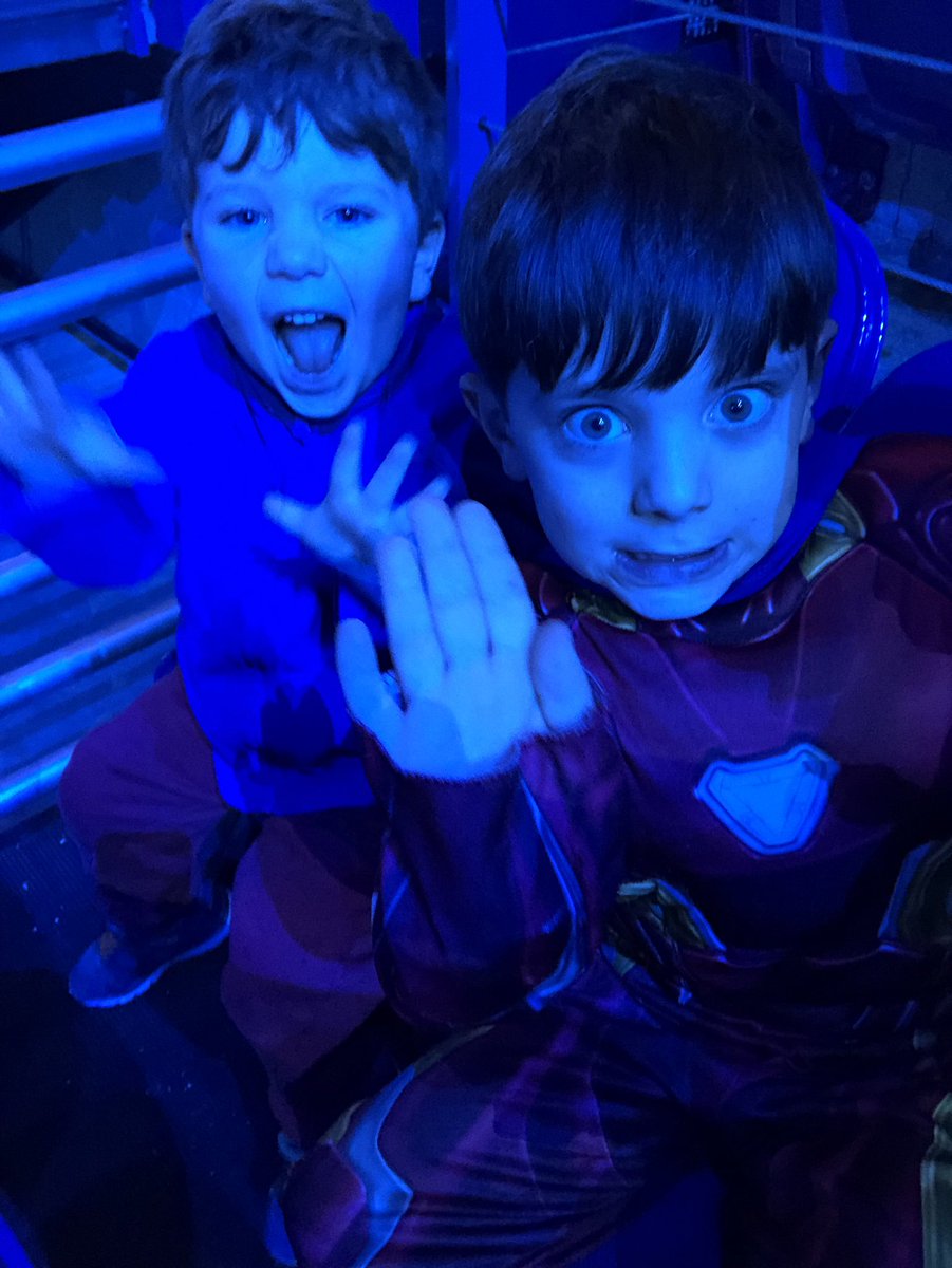 briansolari's tweet photo. #MarvelUniverseLive https://t.co/7rVIa9k3Hu