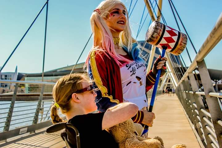 I can put together my faveorite two loves in the photography arts. Right? Cosplayer: Harley Cyn Model: Jewel #photography #photographers #cosplayer #teenphotography #disabledcommunity #specialneedscommunity
