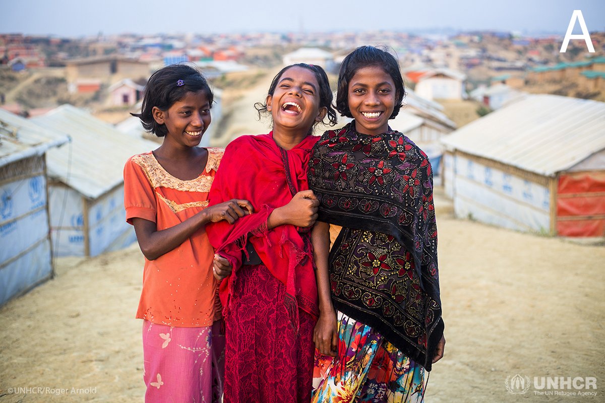 UNRefugeeAgency's tweet photo. Help us choose our #PhotoOfTheYear! Use the poll below to vote on which image of hope and resilience inspired you the most in 2018. https://t.co/jH3KGrcTYQ