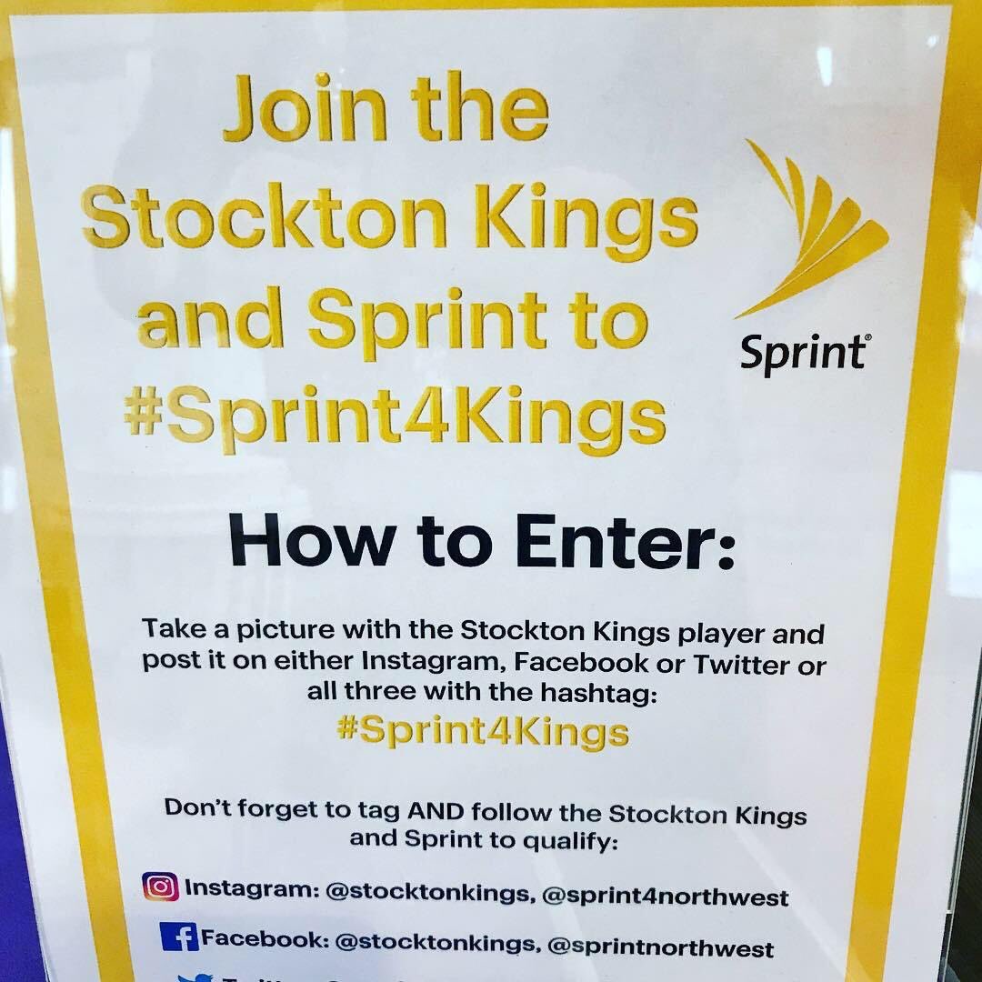 johnhomsombath's tweet photo. Come down to your local @Sprint in the Central Valley and get your #StocktonKings tickets!  Stop by and take a picture with your favorite Kings cheerleader!  #Sprint4Kings #nbagleague #kingspartners @Sprint4NorCal @suehyun_chung @NorCalRetail https://t.co/OLQLnX9vQ7