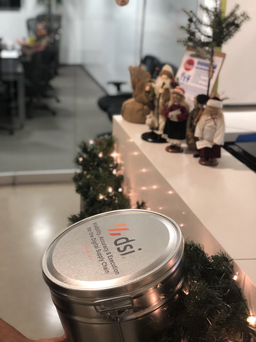vijaysaha's tweet photo. Thank you @DSIMobile and #teamdsi for the wonderful gift! Merry Christmas from #teamsererra! https://t.co/0yFJxikXxm