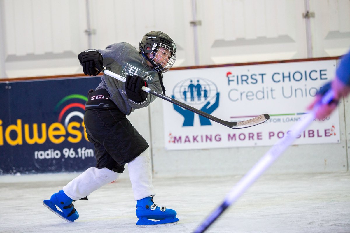 CastlebarOnIce's tweet photo. Great to have the Mayo Bulls IIHC Junior Team training on the rink over the past number of weeks. Check out some photos form this mornings session! 🏒🥅

They train on our rink every Saturday &amp; Sunday morning at 10am! GO BULLS! 💪 https://t.co/Ve30psv52P