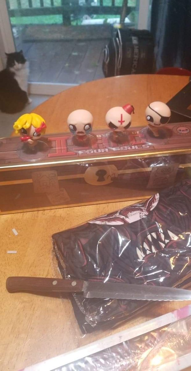 LepvsNix's tweet photo. @edmundmcmillen got this beauty in right when I got home from work. Cant wait to test it out with friends next couple of days! https://t.co/LhZR3ZvEK3