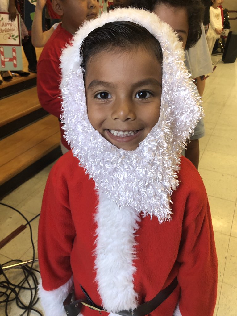 KelsoElementary's tweet photo. Happy Holidays from Kelso! https://t.co/3MwEOGwZY7