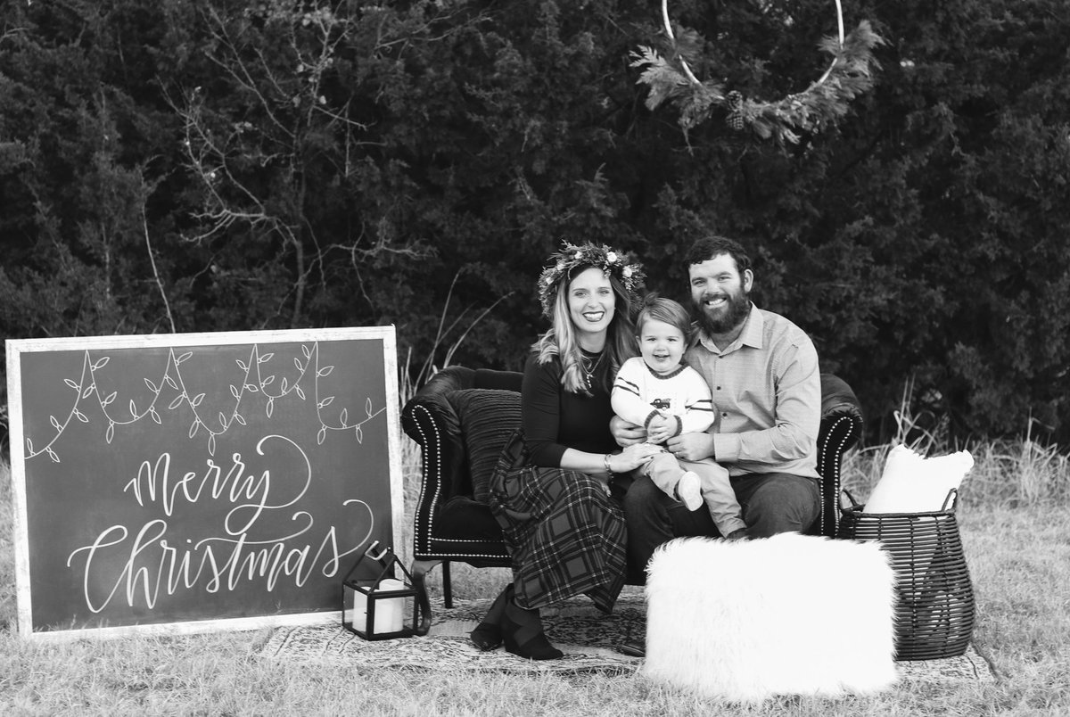 your_pathway's tweet photo. Only one more day until Christmas at Pathway!!! Join us for our special circle service and hear about aligning our perspective with God's during the holidays. Everyone is welcome and we'd love for your to spend Christmas at Pathway with us! ♥️ #ChristmasatPathway https://t.co/YYhDX3jRpn