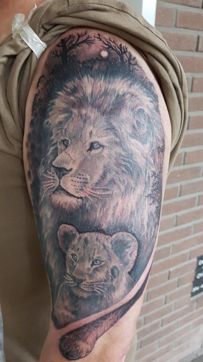 Tattoo day, 2nd session and i am so happy with the result.
Done by Timo.
<a href="/TattooLeftHand/">Tattoo Left Hand</a>