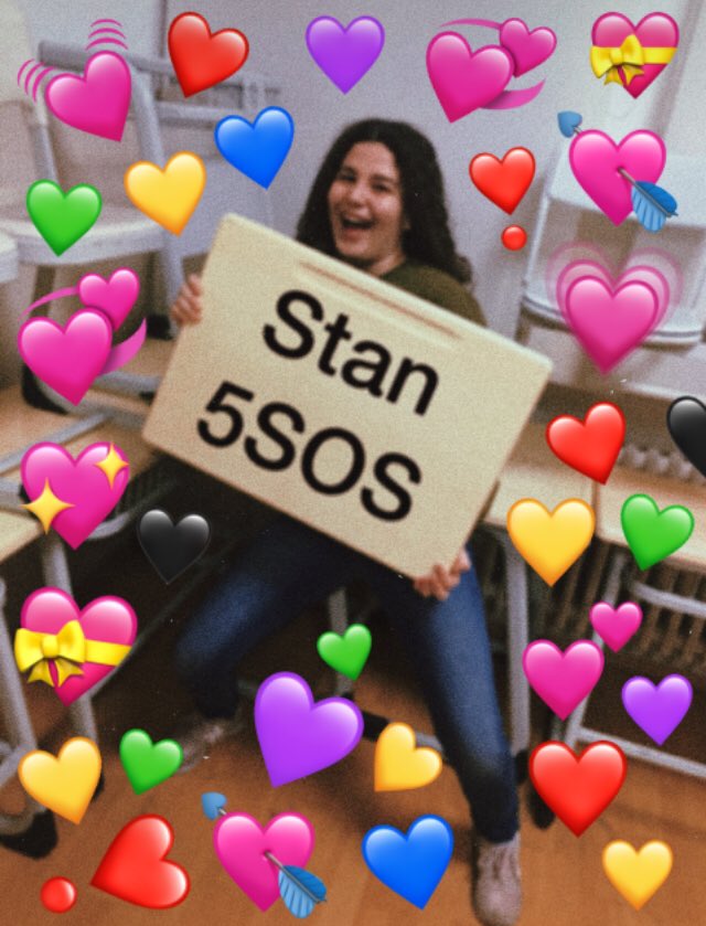 valntynerems's tweet photo. LETโS STREAM #5SOS AS MUCH AS WE CAN #5SOSFAM !!! #5SecondsOfSummer #SoundsGoodFeelsGood #Live5SOS especially #YOUNGBLOOD #MYTLive OUR BOYS OWN 2018 AND LETโS LEAVE 2018 ON TOP !!! ๐โญ๏ธ๐โญ๏ธ๐โญ๏ธ๐โญ๏ธ๐โญ๏ธ https://t.co/ejWzwd58qP