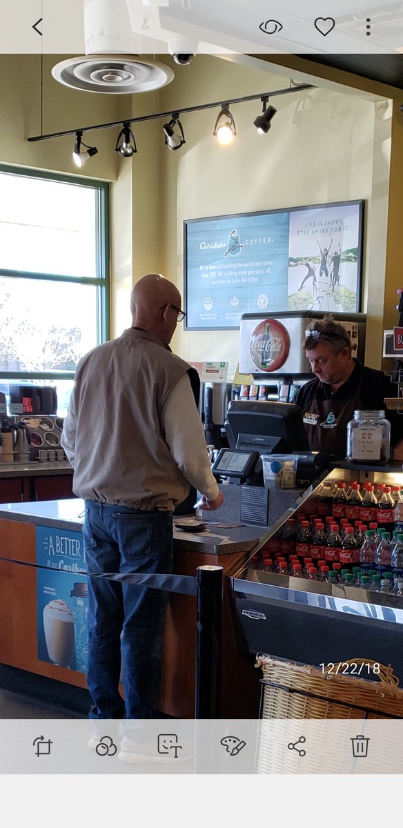 ShawtyLo9's tweet photo. Getting a bite to eat with my man @notthefakeSVP at @EinsteinBros https://t.co/Hlk8Gfkvvf