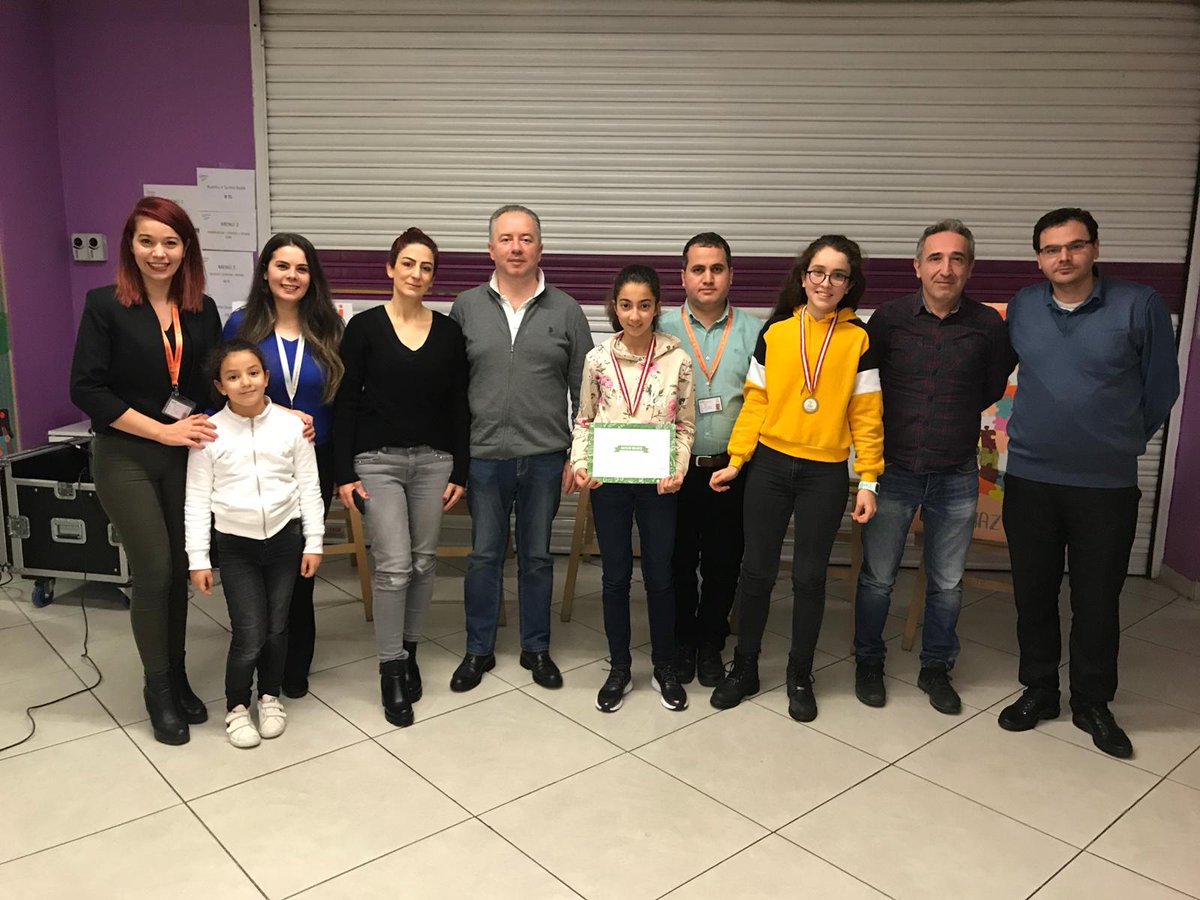 gop_dogakoleji's tweet photo. Her yıl düzenlemiş olduğumuz Aile Boyu Akıl Oyunları yarışmasını eğlenceli ve güzel bir şekilde yaptık. Katılan tüm aile ve öğrencilerimize teşekkür eder Finale kalan Ela Zehra TOPKAR ve ailesine teşekkür ederiz. @AliRizaLule @nazli10er @SanemBH @elvin_oven @kayi_serdar https://t.co/bBRc6vJtfz