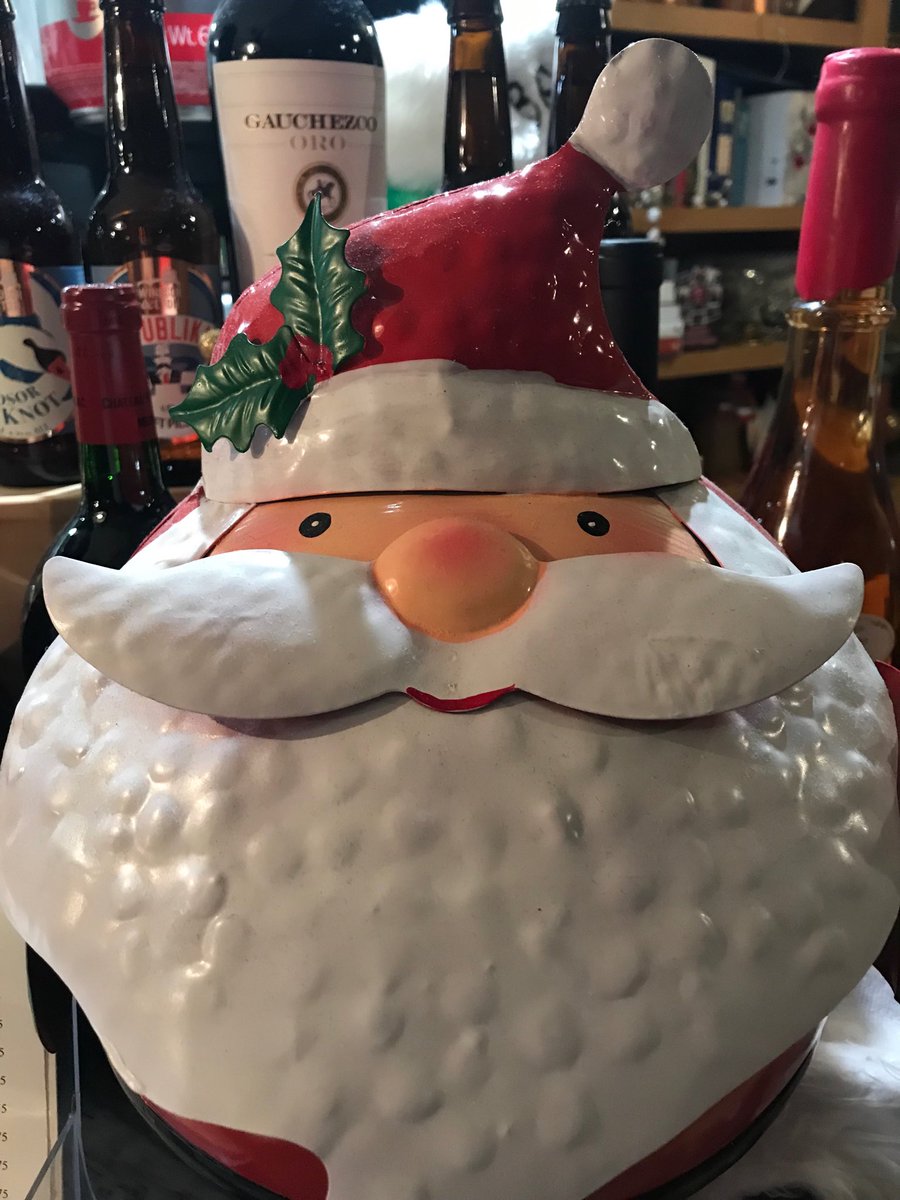 ChefDavidWilby's tweet photo. Our last service tonight before Christmas, a huge thank you to all our friends and customers, we wish you all a very happy Christmas and a prosperous New Year, we are open as usual on Thursday 3rd January 2019. https://t.co/JyjLODU1gs