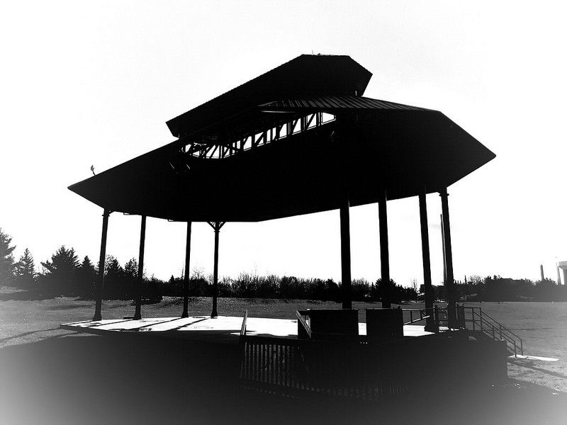 BradleymatsonB's tweet image. A beauty of a #bandshell in a #blackandwhitephoto.