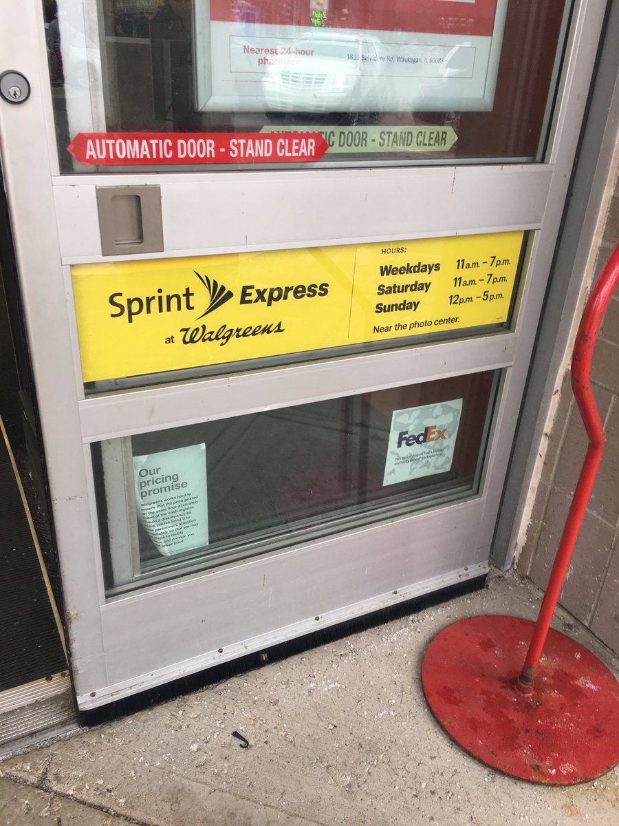slangeret's tweet photo. Finished visiting all of our great new Sprint Express @walgreens stores on Thursday...kicking off round two today! #readytowin #sprintexpresslife #sprintforthewin @DGidelski @tracySprint @DowDraper https://t.co/1AN38f4ljK