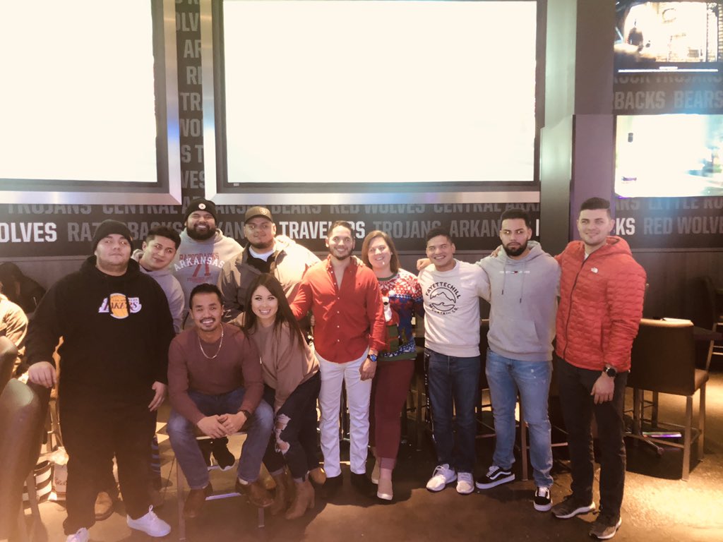 Team Springdale wishes YOU a Merry Christmas and Happy Holidays! #MerryChristmas #FelizNavidad #HappyHolidays #KAMO #LifeAtATT