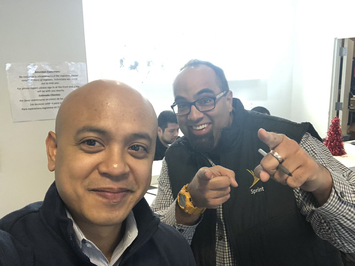 RDMBeasts's tweet photo. Team MEED ready to throw down CL today!!! Who’s going to take down this guy right here?! #flywithMEED
#CLfocused #sizzlingWeekend https://t.co/fsHPK4MfQr