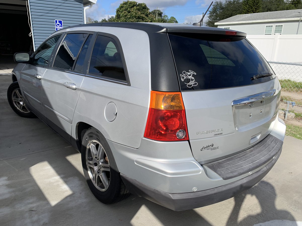 SpiresAutoSales's tweet photo. 2008 Chrysler Pacifica
$4495
125k miles

🔶DVD player
🔶Three rows of seating
🔶Dual climate control
🔶Rear air controls
🔶Dual power front seats

♦️Financing available for all credit scores. #usedcardealer #mulberry #lakeland #plantcity #TampaBay #usedcars https://t.co/631CrqxSns