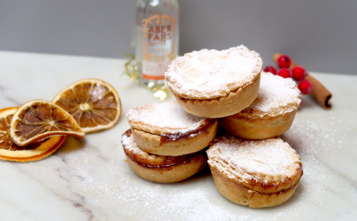 I Love Gin tweet media