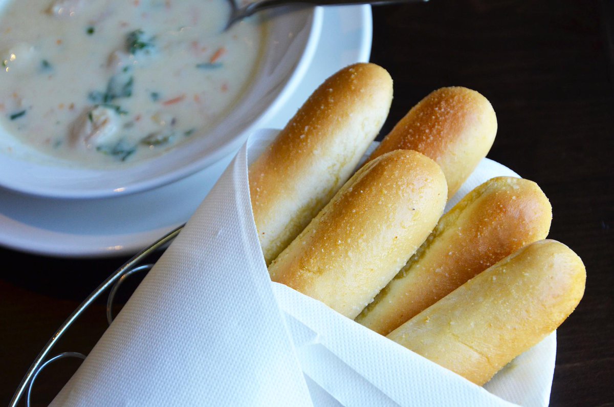 We have left all of our Christmas shopping to the last minute once again, meaning that all of our friends and family are going to wake up with a loooooot of breadsticks in their stockings…