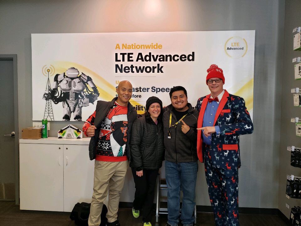 RDMBeasts's tweet photo. Congratulations Marco, Melissa and the Shops on Golf squad! Starting the day off early with their customer joining the sprint family with 6 CL lines! Thank you @JOsprintBIZ and SBC Manager Mike Frauendorfer.
#TeamRobinson #ShopsonGolfsquad #WIILPower #TeamBeastMode https://t.co/SQrU4YGJ4D