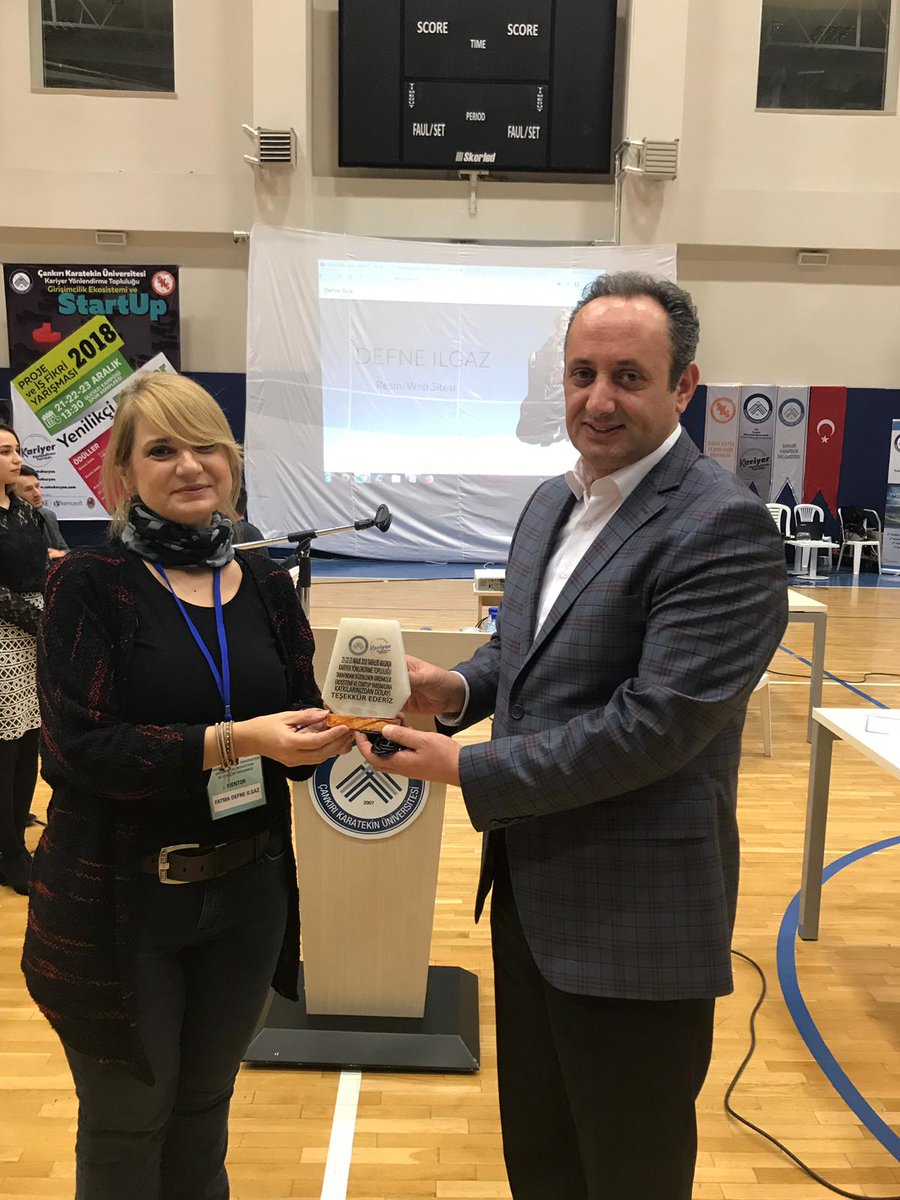 acayci18's tweet photo. Çankırı Karatekin Üniversitesi @cakukaryon tarafından organize edilen startup yarışmasının 2.gününde Rıfat Ilgaz'ın kızı sanatçı ve akademisyen Sayın Fatma Defne Ilgaz ile birlikteydik.
#çankırı 
#karatekinüniversitesi 
#startup18
#proje #girişimcilik 
@SelmaKaraba1 https://t.co/dVwIQTSnlM