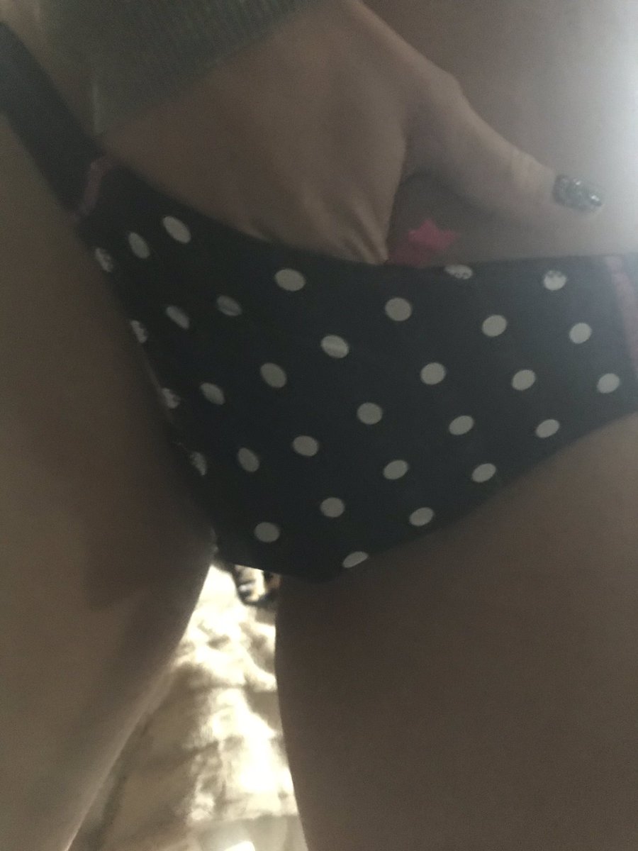 JJanes111's tweet photo. Cuming along nicely #creamypanties #usedpanties #festish #cum #pussyjuice https://t.co/4jbRLcfwuH