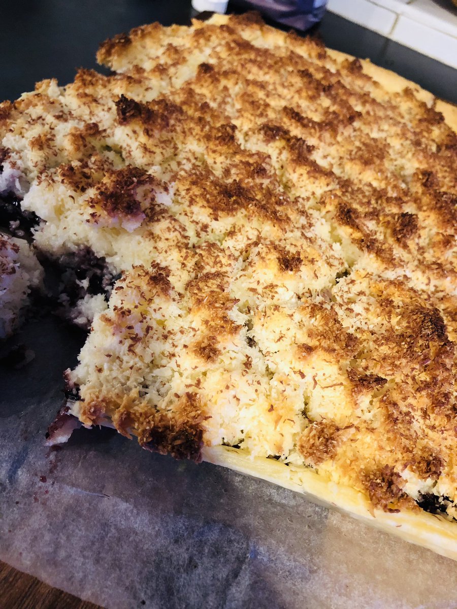 littlemisswoww's tweet image. I work hard for things money can buy but hardest for things that it can’t! 💜 #cookingdinner #mummyandruby #freetime