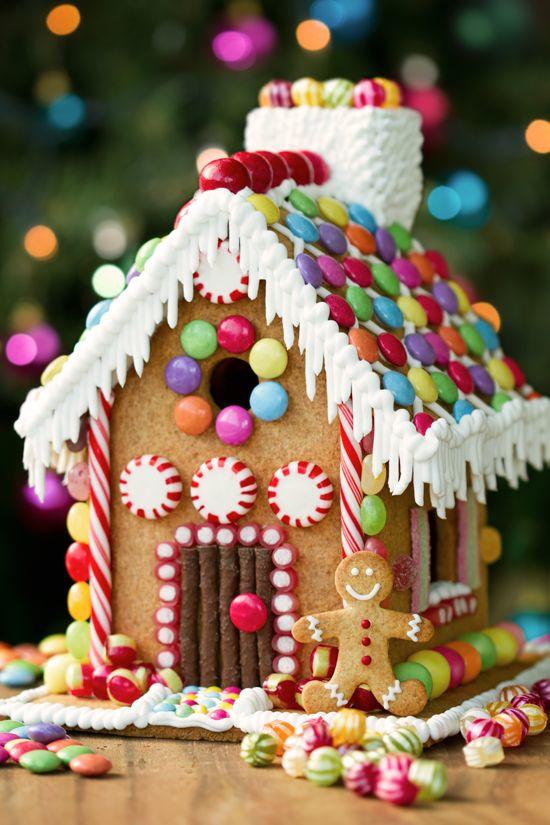 ArkRestServices's tweet image. We know these things never stay up, but we don&apos;t do cookie renovations. #RenovationHumor #HolidayHumor