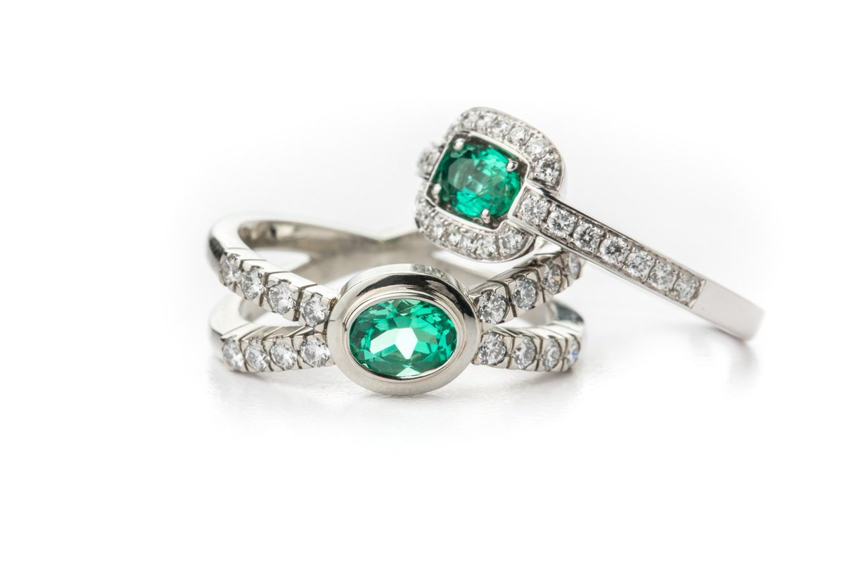 Stittgen's tweet photo. Looking for a last-minute holiday gift? Trim the tree with a box containing one of these dazzling emerald and diamond rings: https://t.co/nFPKaM0Nrf

#westvan #vancouverbc https://t.co/Yjbls2knGr