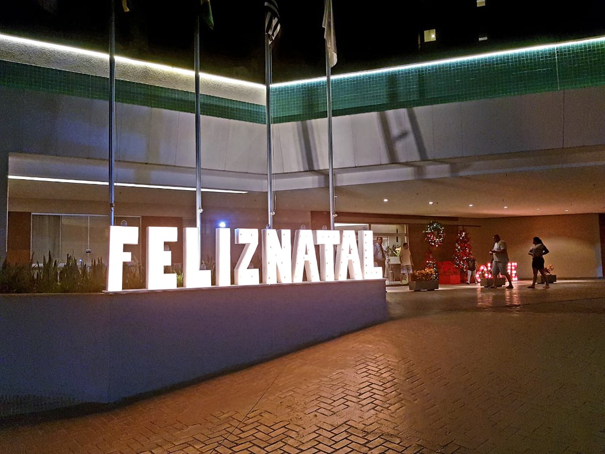enjoyolimpia's tweet photo. Nossa festa de natal já começou! Ceia e programação inesquecíveis te esperam aqui no Enjoy Olímpia Park Resort. Traga alegria e ganhe diversão! :) https://t.co/ySUpF745Nb