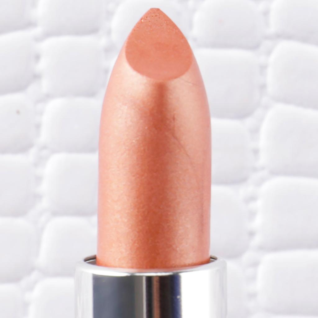 Maybelline's tweet photo. Glam up your look this holiday season with this #colorsensational lipstick in 'warm latte'. Would you wear this gold lippie? 👄 https://t.co/FGhnrwifZ8 https://t.co/PKF1OO4ZUU