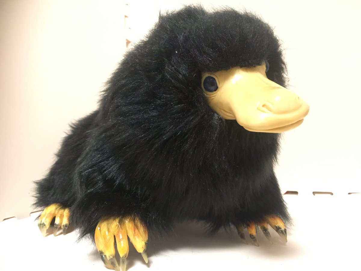 まぁる 毎日筋肉吸いたい Twitterissa ファンタスティックビーストの魔法生物ニフラーが完成しました もふもふかつ リアルで可愛いくできたかと思います 足や頭は好きな角度にある程度曲げられるようになっています リプ欄にも追加で画像貼ってます