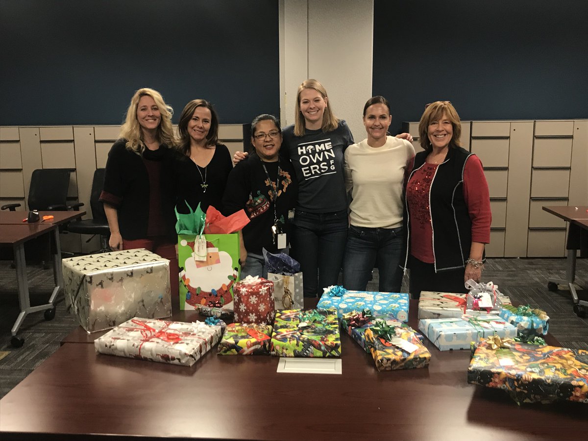 homeownersfg's tweet photo. The groups of our Corporate Homies that helped wrap presents for @SVdP families Tuesday as part of our 2018 Winter Charitable Initiative.  

#HFGGivesBack https://t.co/87jEg06UCR