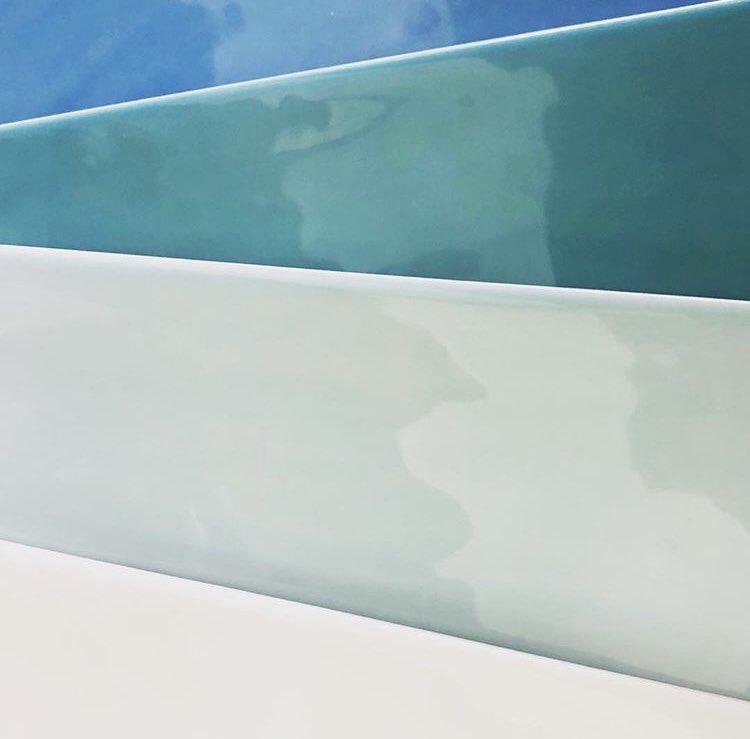 We may be in the midst of Winter, but with these beautiful handmade oversized subway tiles you can design a space that reminds you of Summer, the ocean, and sunshine year round! 🏝 #duartetile #duartecommunity #monrovia #arcadia #bradbury #tile #interiordesign