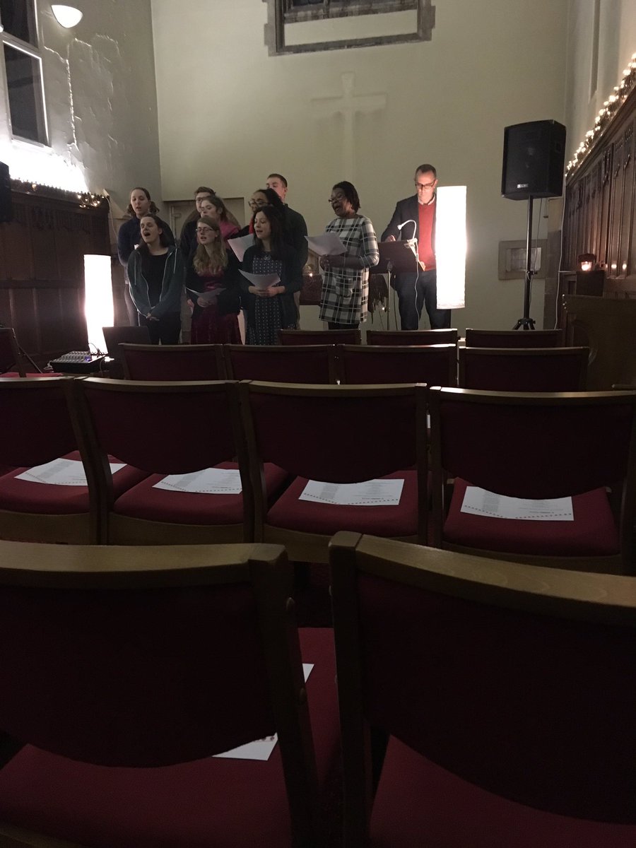 NadiaLeonaYunis's tweet photo. I went with good health &amp; prosperity for one &amp; all! Thank you @StJohns_House @Jamesentj for the invite to your #christmas event - inviting the local community. The last time I went to a chapel was when I was at nursery age 4! I enjoyed the choir/carol singers &amp; meeting new souls! https://t.co/ao6bf73nn1