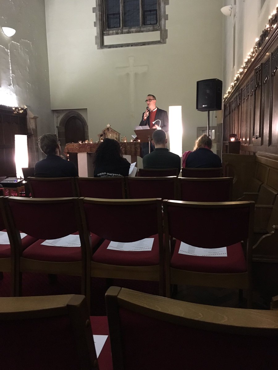 NadiaLeonaYunis's tweet photo. I went with good health &amp; prosperity for one &amp; all! Thank you @StJohns_House @Jamesentj for the invite to your #christmas event - inviting the local community. The last time I went to a chapel was when I was at nursery age 4! I enjoyed the choir/carol singers &amp; meeting new souls! https://t.co/ao6bf73nn1