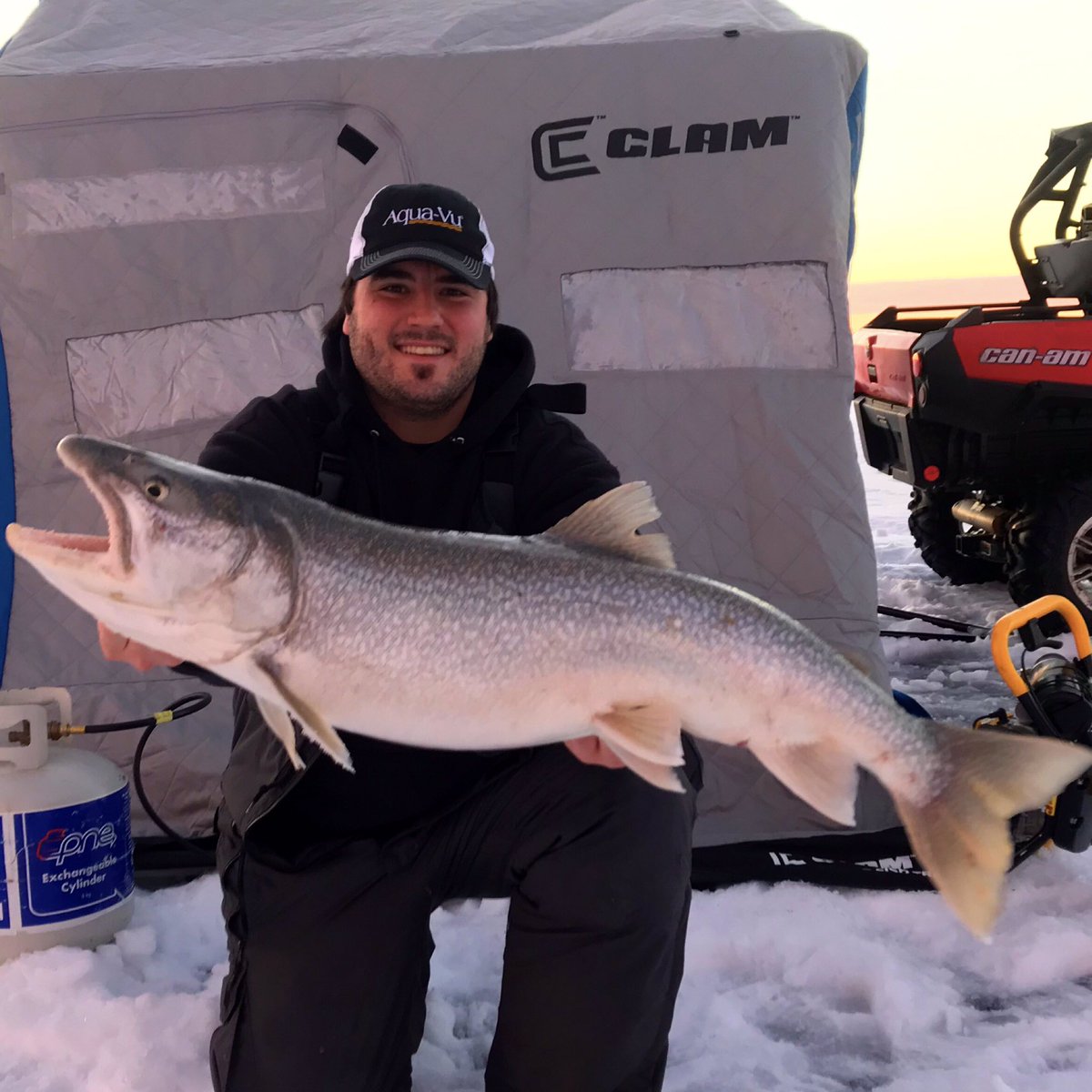 Nathan Paradis tweet media