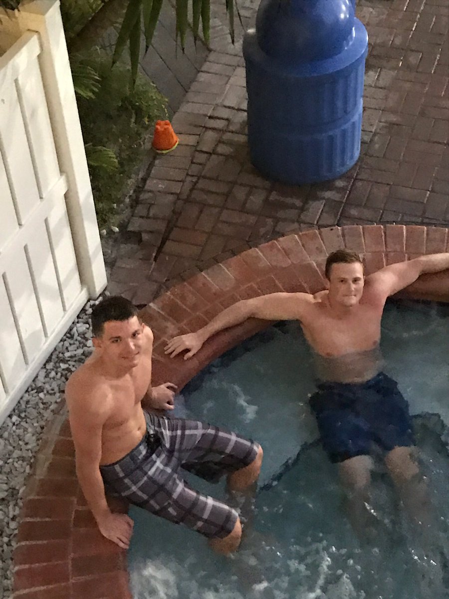 ZachGott22's tweet photo. Happy birthday bro! Hope it’s a awesome one 😎✊🏼 @mgibson1182 https://t.co/yt3nMszioq