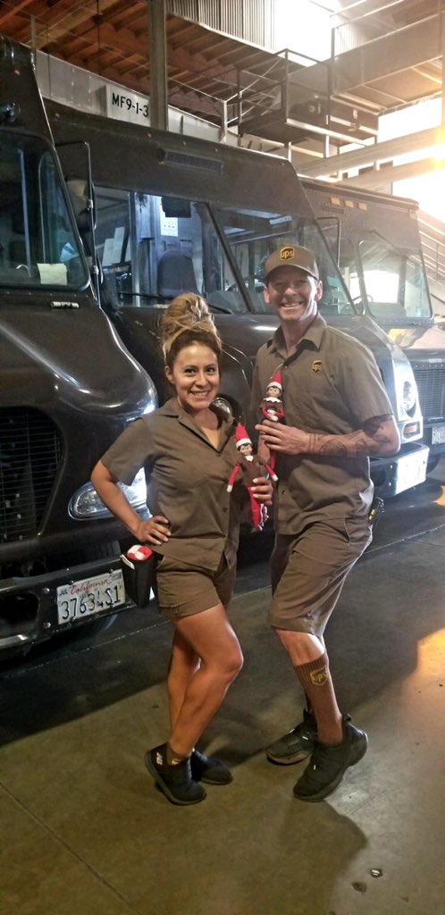 👯‍♀️matching elves, smiles and hip poses 👯‍♂️🎅🏼📦
#StayCalmHaveFun #PeakSmiles <a href="/jrindafernshaw/">Fern Shaw</a> <a href="/MorabitoKeith/">Keith Morabito</a> <a href="/erockspark/">Erik Spark</a> @benjaminmrogers <a href="/UPS/">UPS</a> <a href="/UPSers/">UPSers</a> @SouthCalUPSers @UPSwhittierElf <a href="/elfontheshelf/">elfontheshelf</a> <a href="/ABC7/">ABC7 Eyewitness News</a> <a href="/CoronaCenterUPS/">Corona Center</a>