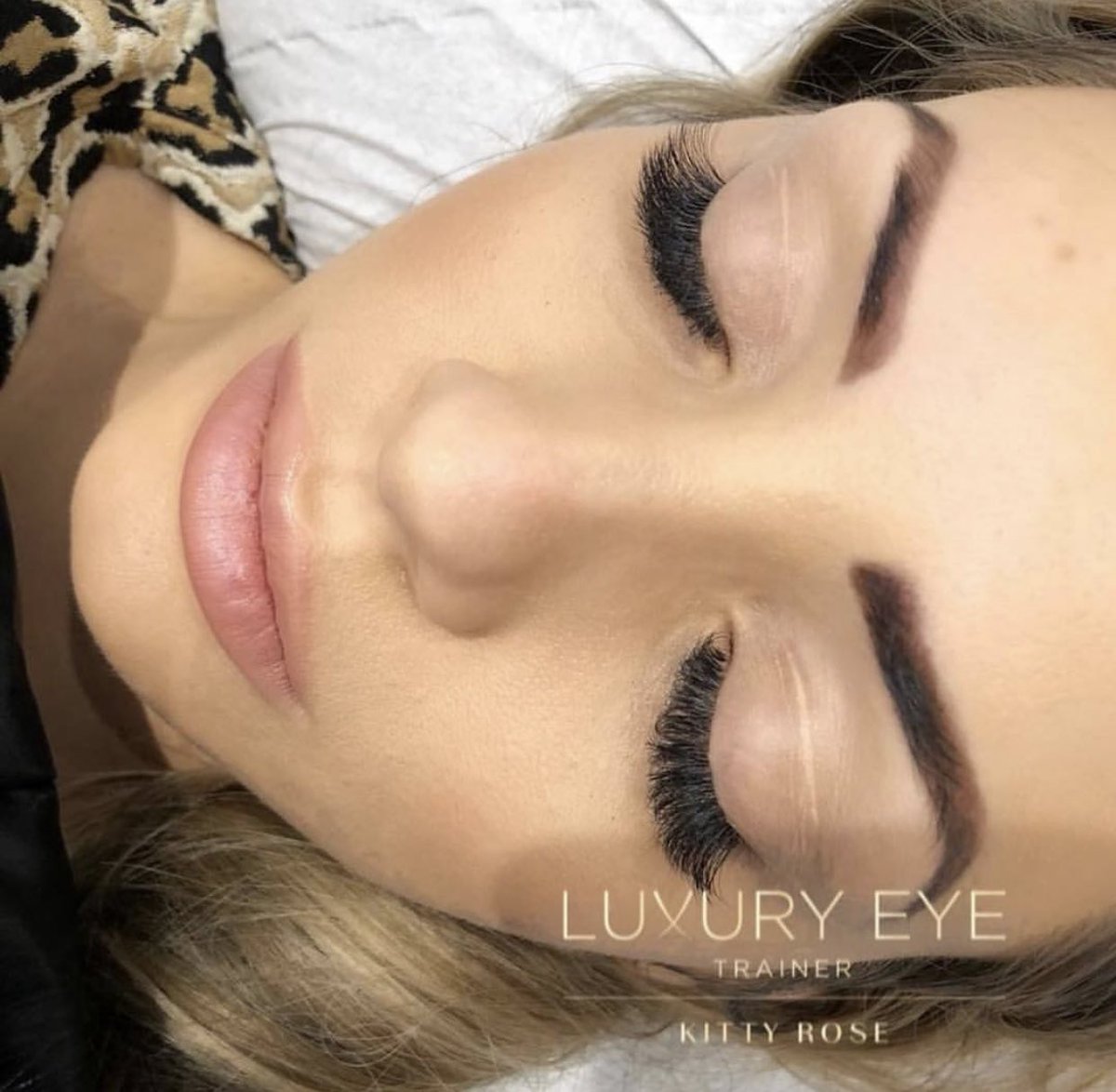 kittlrose's tweet photo. Lash dreams 💕 -
#lashes #lashtraining #lashextentions #russianvolume #lvllashes #eyes #beauty #cheshirebeauty #bramhall #cheadlehulme #wilmslow #davenport #stockport #hazelgrove #poynton #cheadle #beautyinspo #lashgoals https://t.co/fG7MyKFVcV