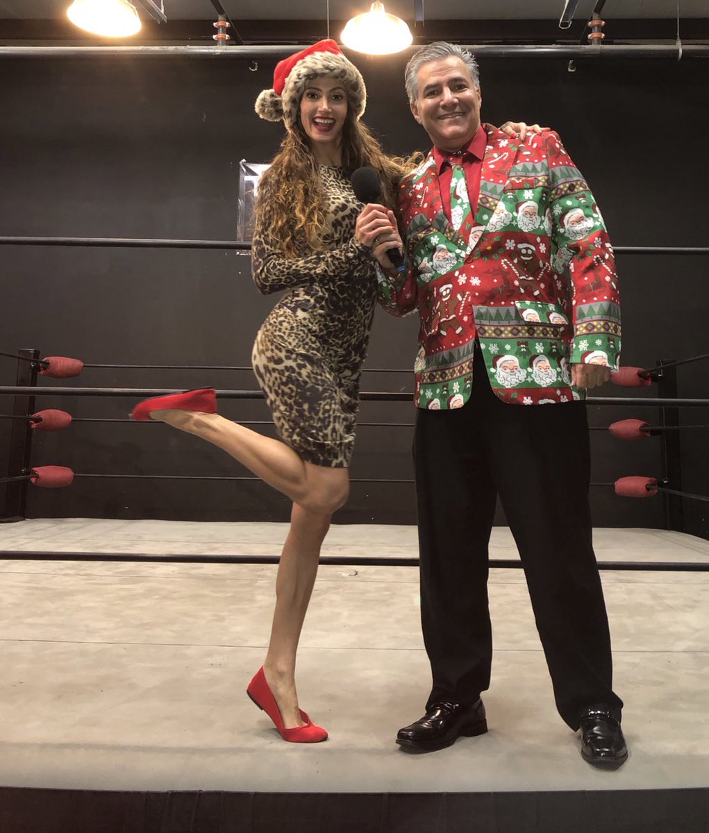 AmberNova73's tweet image. ❣️Thank you all that came out to the last #2018event of the year @TeamVisionDojo 
🎟Reserve your tickets now IBelieveinWrestling.com Or TeamVisionDojo.EventBright.com for the first #2019event of the year January 4th 8pm!
NEW YEAR, NEW SHOW, SAME DOJO!!
🎄Happy Holidays &amp;amp; 🎊 New Year!