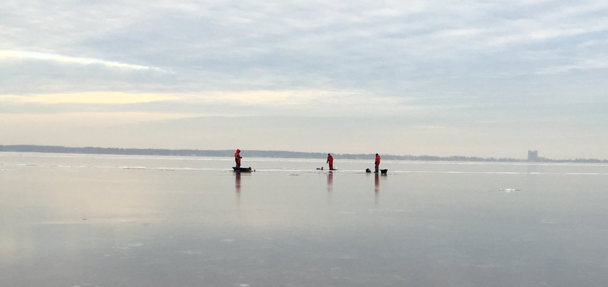 BiteBooster's tweet image. Bunch of friends, 4" of solid black ice, 5' of water. 
 1-st hole, 1-st drop and first pike of the season!
 #bitebooster, #Streamside, #Humminbird, #VMCHooks