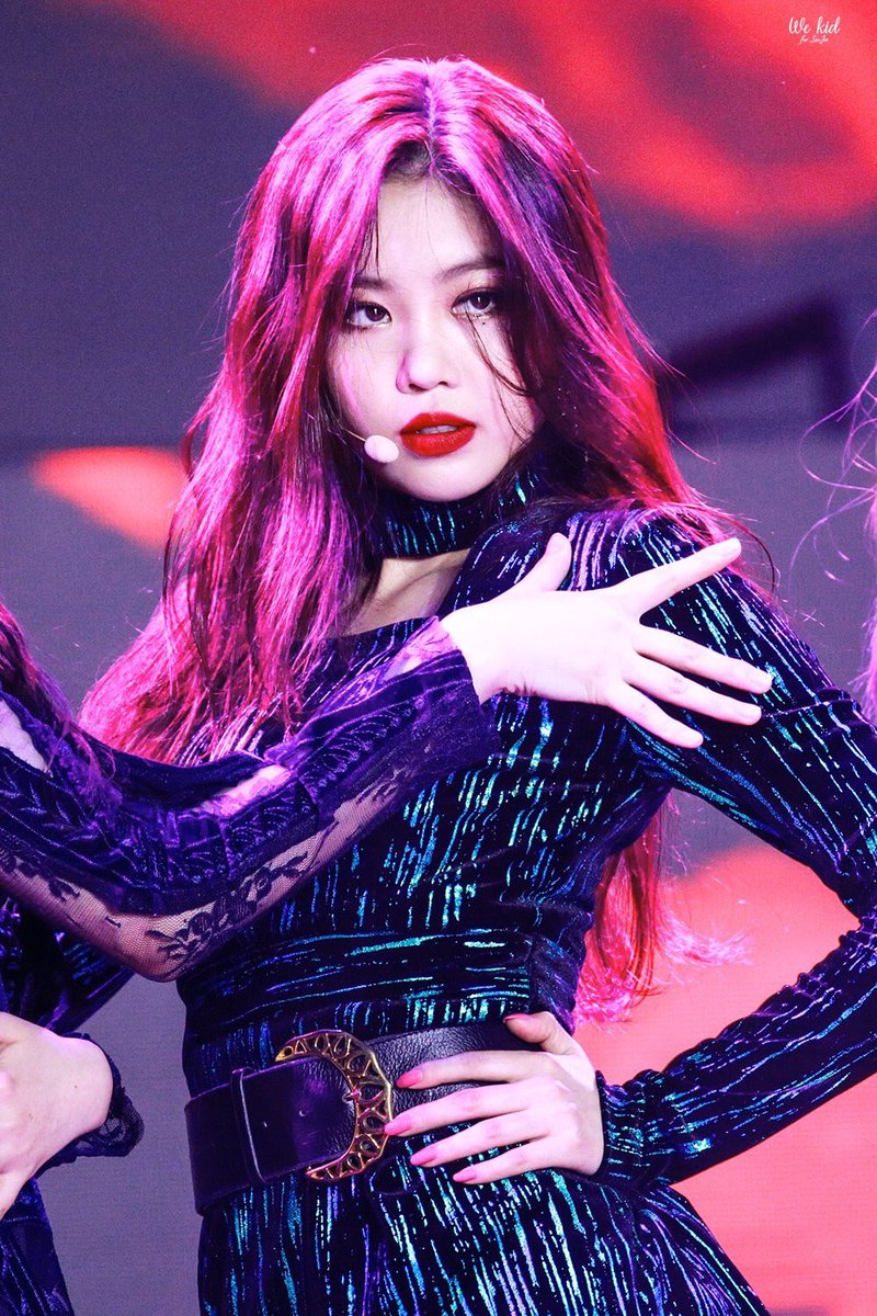 soojinjpgs's tweet photo. 181220 — © We Kid
[ #여자아이들 ₊ #수진 #SOOJIN ] https://t.co/9rbtwS5Isd