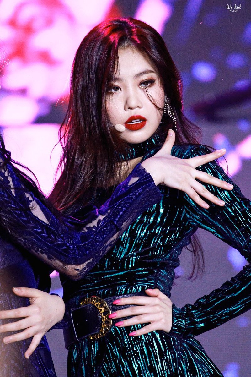 soojinjpgs's tweet photo. 181220 — © We Kid
[ #여자아이들 ₊ #수진 #SOOJIN ] https://t.co/9rbtwS5Isd