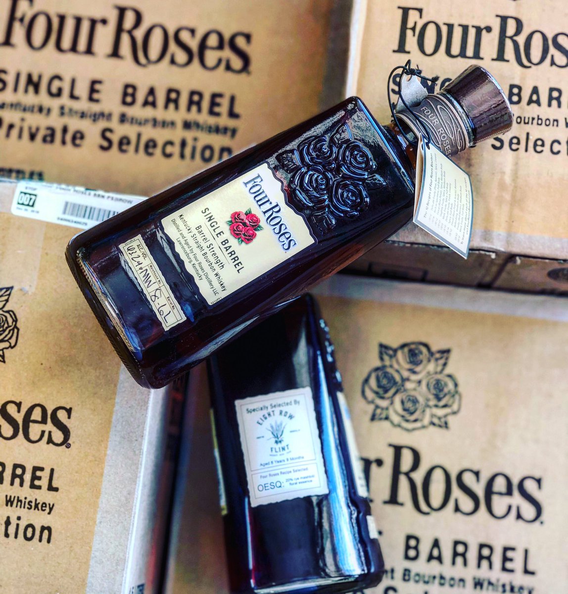 nasaliquor's tweet image. A couple weeks ago we received a few cases of @EightRowFlint  OESV Barrel. We received 4 cases of their OESQ today. Have you ever had a 126.4 proof @4RosesBourbon private selection?
