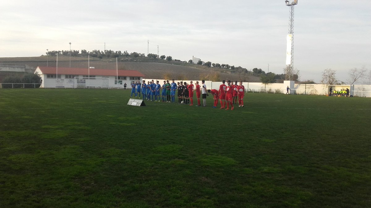 SPRiberena's tweet photo. 💙 FINAL @spriberena 2-3 @CATorremejia 💙

No pudimos despedir 2018 victoria, a pesar de que el equipo trabajo muchísimo, pero nos penalizaron los errores. A desconectar y disfrutar de las navidades. Lo positivo, la vuelta de @abelcastrejon7

⚽ @kikokikoo9
⚽ @Angelclaro92 https://t.co/HRR2xba3hv