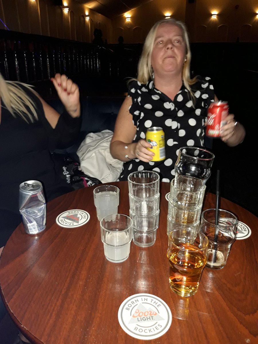 gemmacaddell86's tweet image. here 30 mins, THIRTY! 

#alcos #hallions 

daughter, mum, aunt